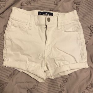 00 Hollister Jean Shorts